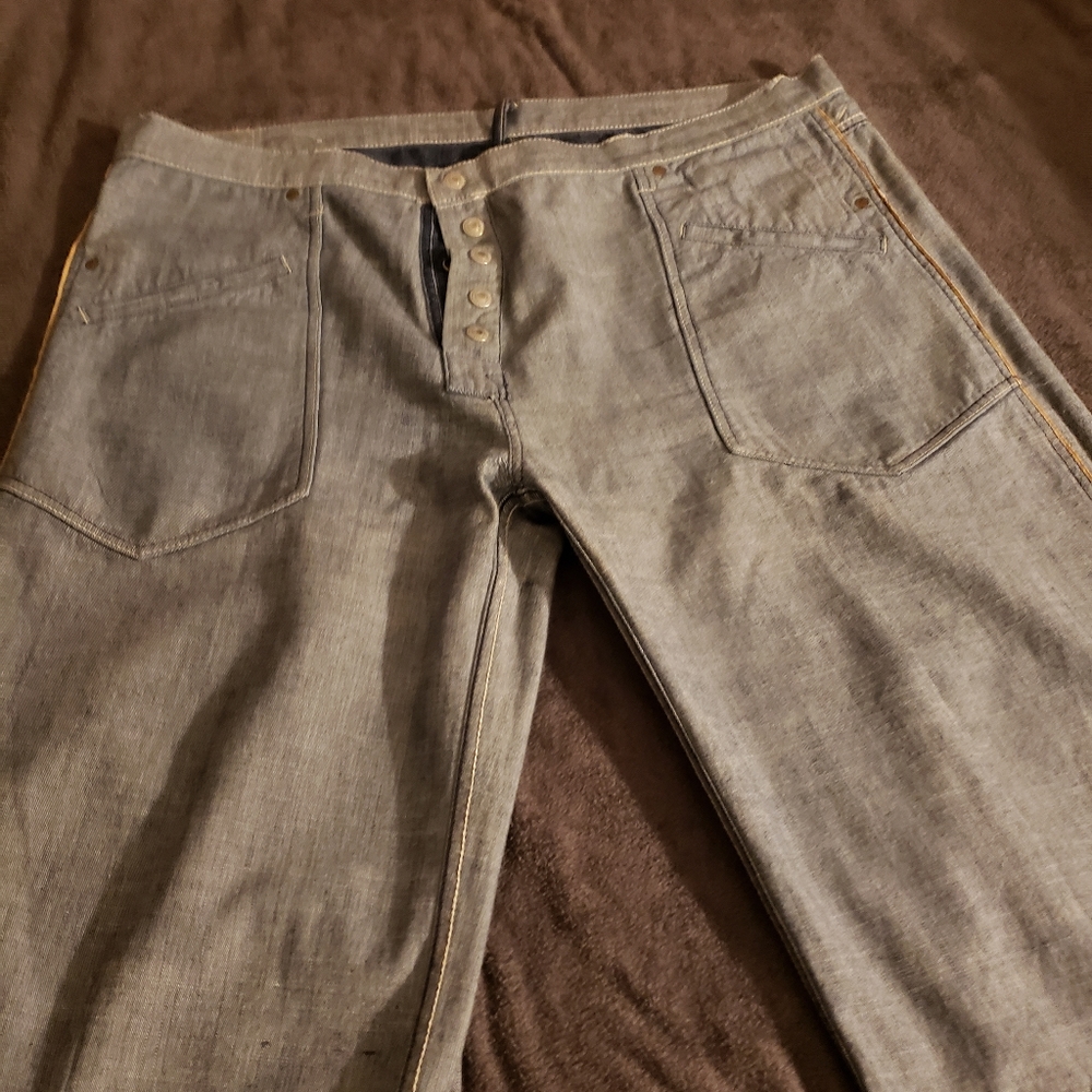 Evisu Shorts - Picture 2 of 10